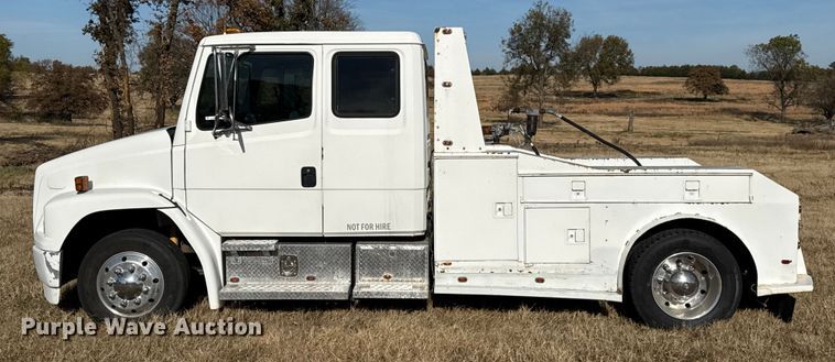 image for item EU5392 1996 Freightliner FL50 Crew Cab flatbed truck