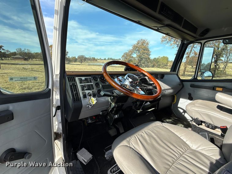 image for item EU5392 1996 Freightliner FL50 Crew Cab flatbed truck