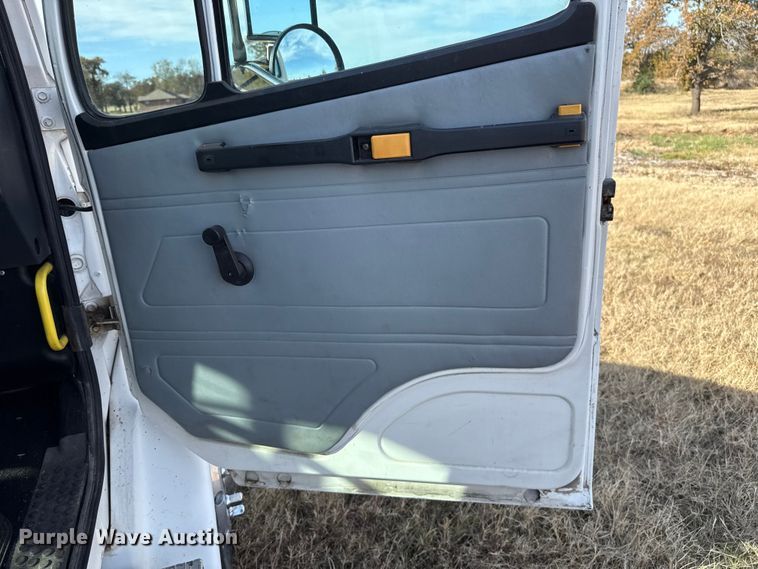 image for item EU5392 1996 Freightliner FL50 Crew Cab flatbed truck