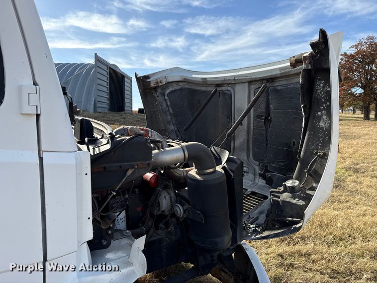 image for item EU5392 1996 Freightliner FL50 Crew Cab flatbed truck