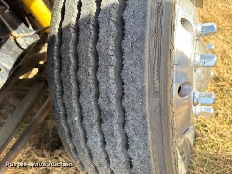 image for item EU5392 1996 Freightliner FL50 Crew Cab flatbed truck