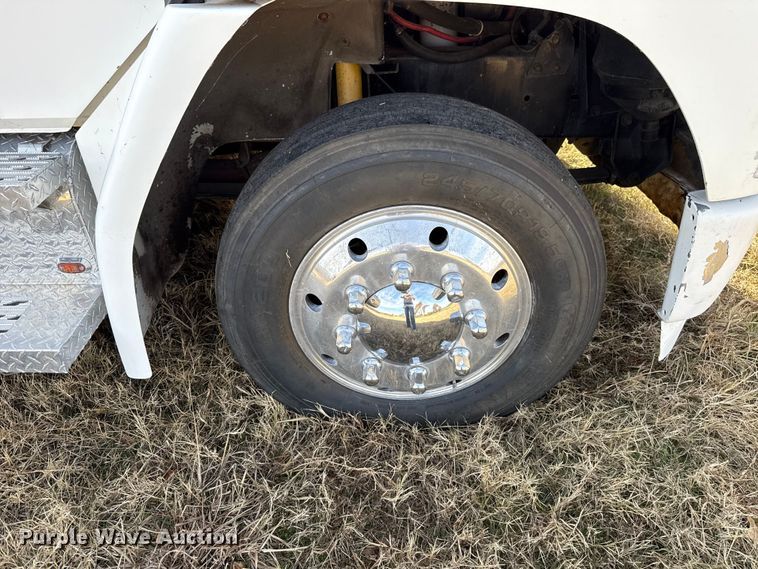 image for item EU5392 1996 Freightliner FL50 Crew Cab flatbed truck