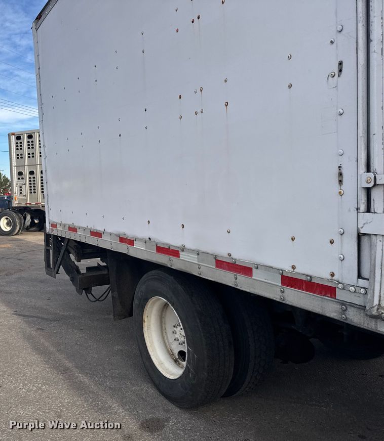 image for item EU6294 2008 International MA025 box truck