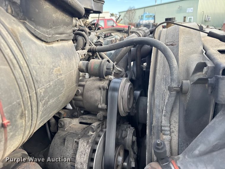 image for item EU6294 2008 International MA025 box truck