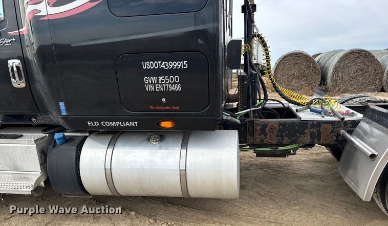 image for item EU6325 2014 International ProStar semi truck