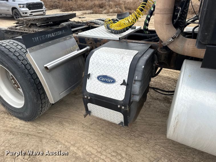 image for item EU6325 2014 International ProStar semi truck