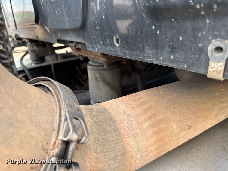 image for item EU6325 2014 International ProStar semi truck