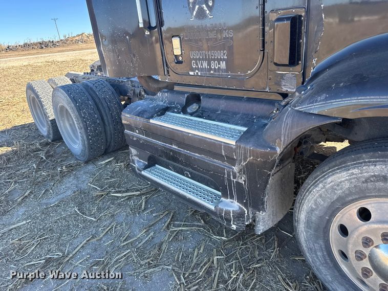 image for item EU6331 2007 International 9400i semi truck