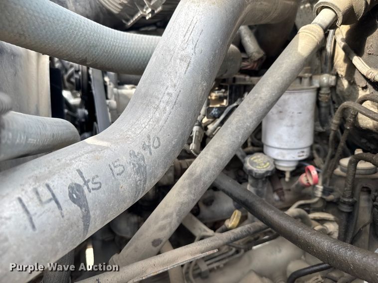 image for item EV1748 2004 Chevrolet C4500 Crew Cab truck cab and chassis