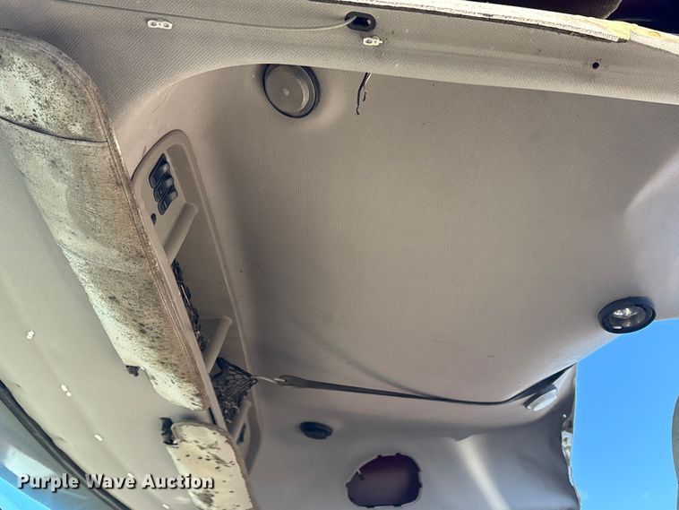 image for item EV2541 2006 Mack CXN613 semi truck