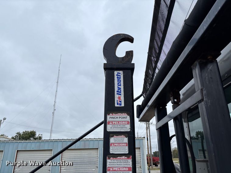 image for item EV3226 2008 Kenworth T300 hook lift truck