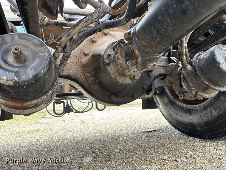 image for item EV3226 2008 Kenworth T300 hook lift truck