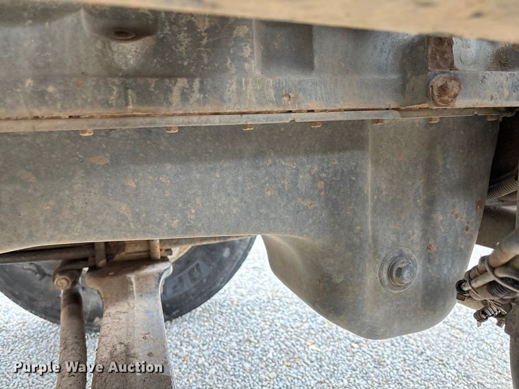 image for item EV3226 2008 Kenworth T300 hook lift truck