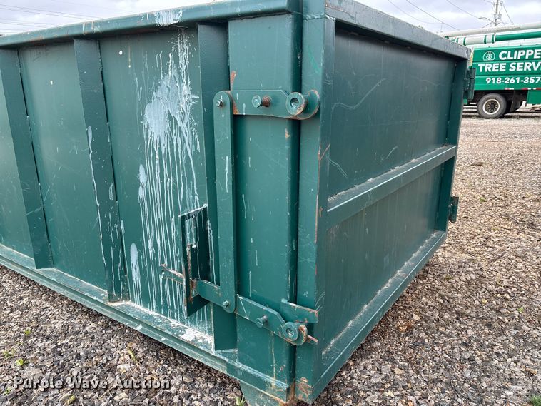 image for item EV3227 Roll-off dumpster