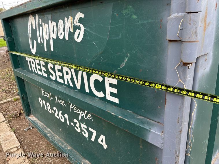 image for item EV3228 Roll-off dumpster