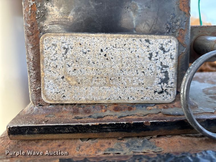 image for item EV3268 2000 Peterbilt 330 rollback truck