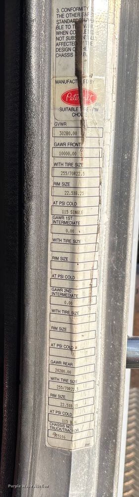 image for item EV3268 2000 Peterbilt 330 rollback truck