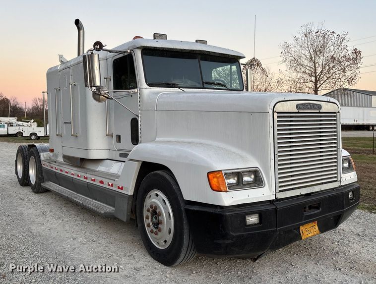 image for item EV3298 1994 Freightliner FLD120 semi truck