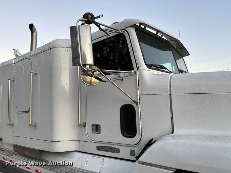 image for item EV3298 1994 Freightliner FLD120 semi truck