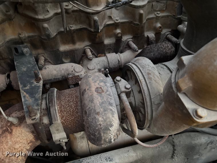 image for item EV3298 1994 Freightliner FLD120 semi truck