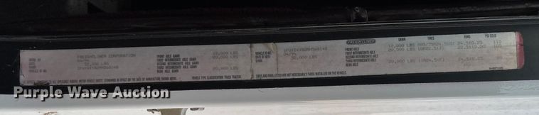 image for item EV3298 1994 Freightliner FLD120 semi truck