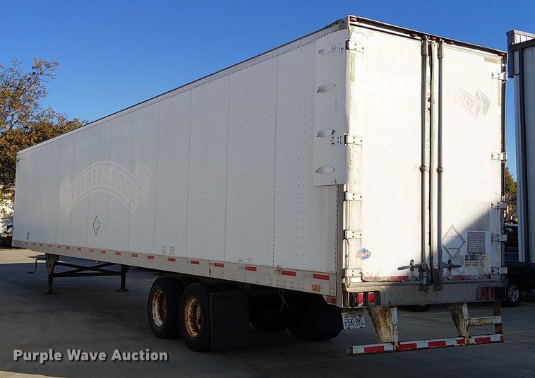 image for item FB4511 2007 Utility dry van trailer