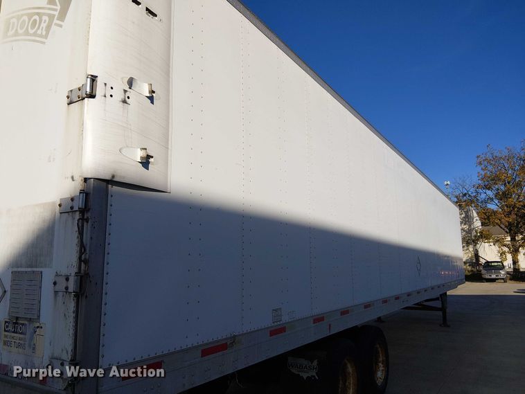 image for item FB4511 2007 Utility dry van trailer