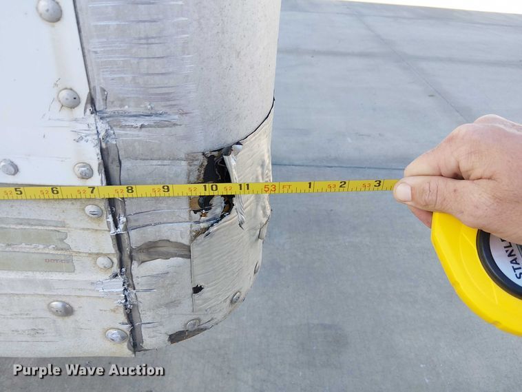 image for item FB4511 2007 Utility dry van trailer