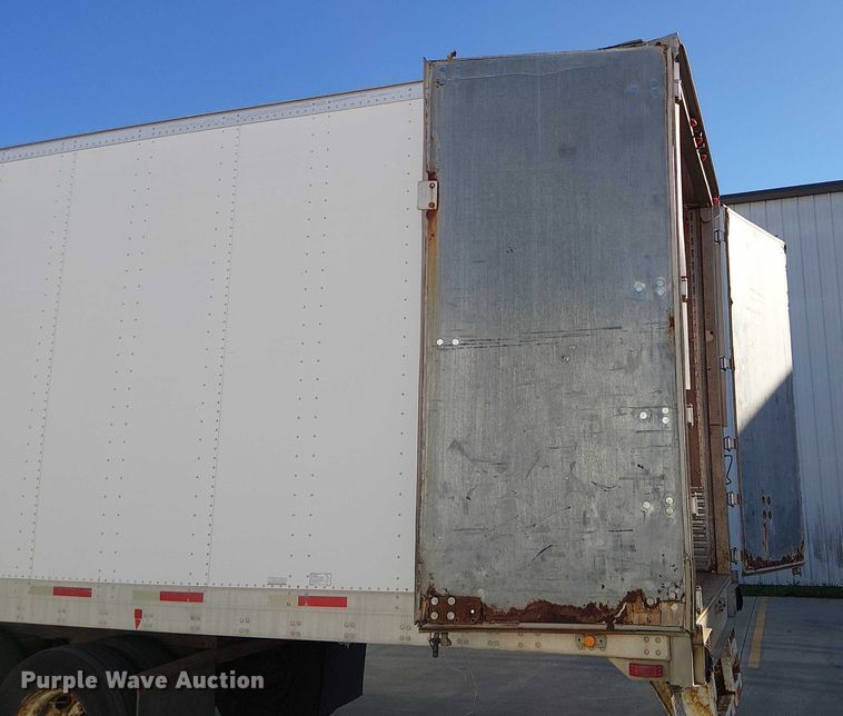 image for item FB4511 2007 Utility dry van trailer