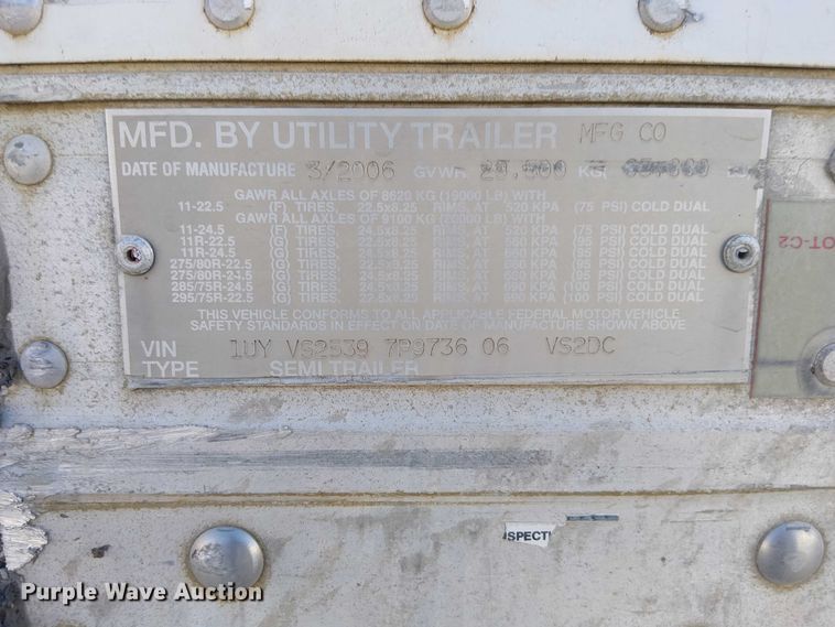 image for item FB4511 2007 Utility dry van trailer