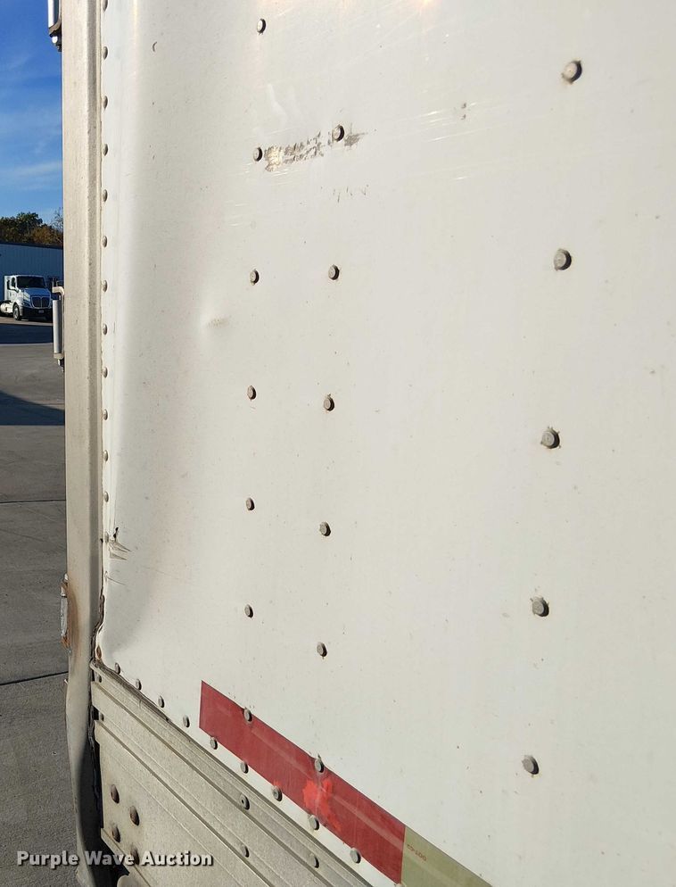 image for item FB4512 2006 Utility dry van trailer