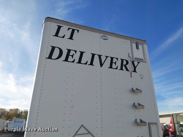 image for item FB4512 2006 Utility dry van trailer