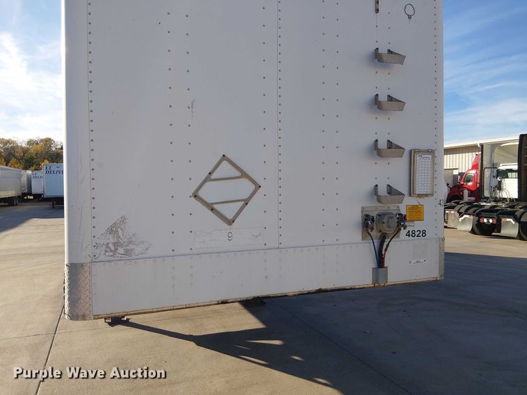 image for item FB4512 2006 Utility dry van trailer