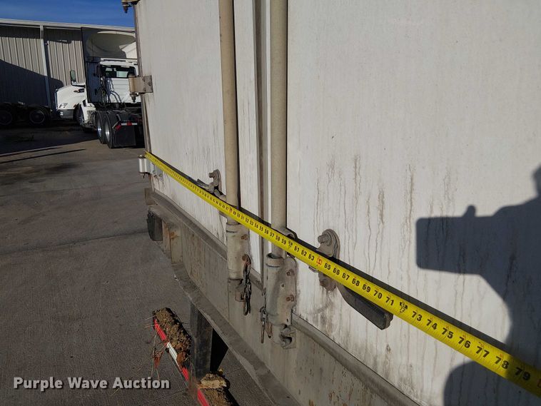 image for item FB4512 2006 Utility dry van trailer