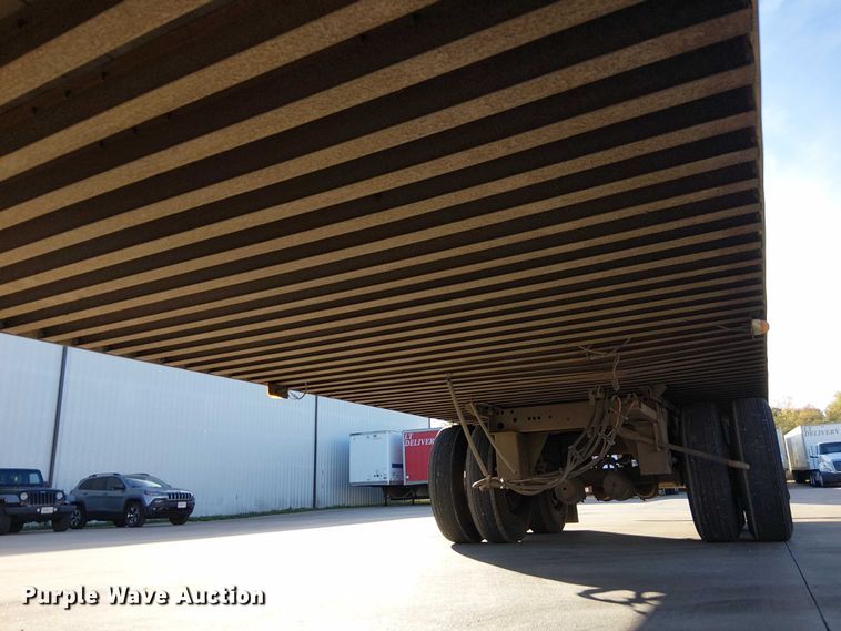 image for item FB4512 2006 Utility dry van trailer