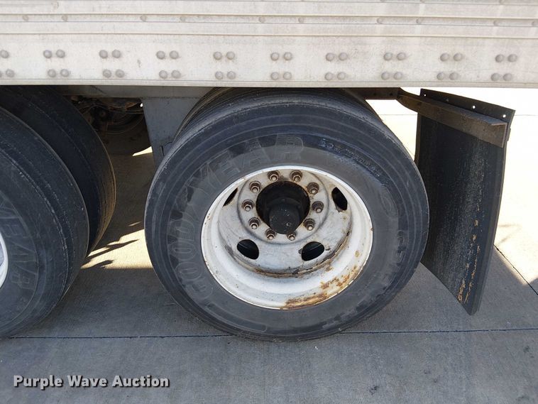 image for item FB4512 2006 Utility dry van trailer