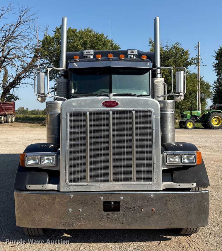 CAMIóN CAMAROTE 2006 PETERBILT