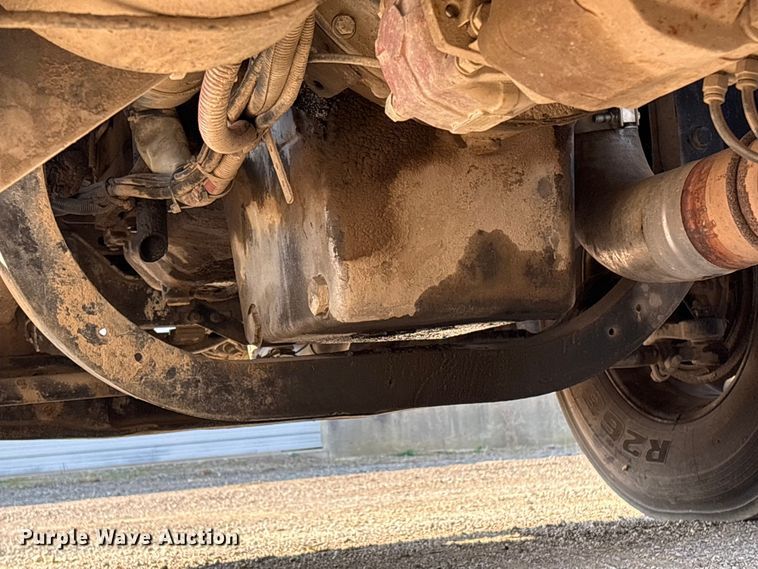 image for item FI0004 2006 Peterbilt 379 semi truck