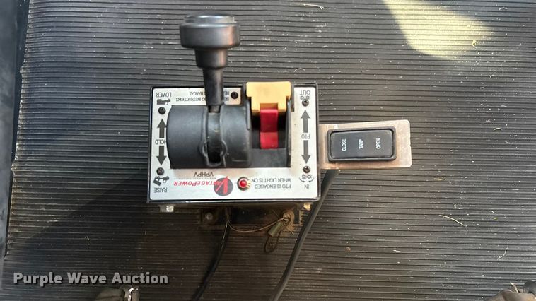 image for item FI0004 2006 Peterbilt 379 semi truck