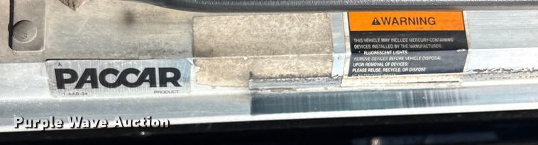 image for item FI0004 2006 Peterbilt 379 semi truck