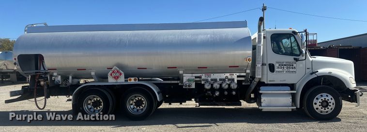 image for item FI0025 2011 Freightliner Business Class M2 fuel truck