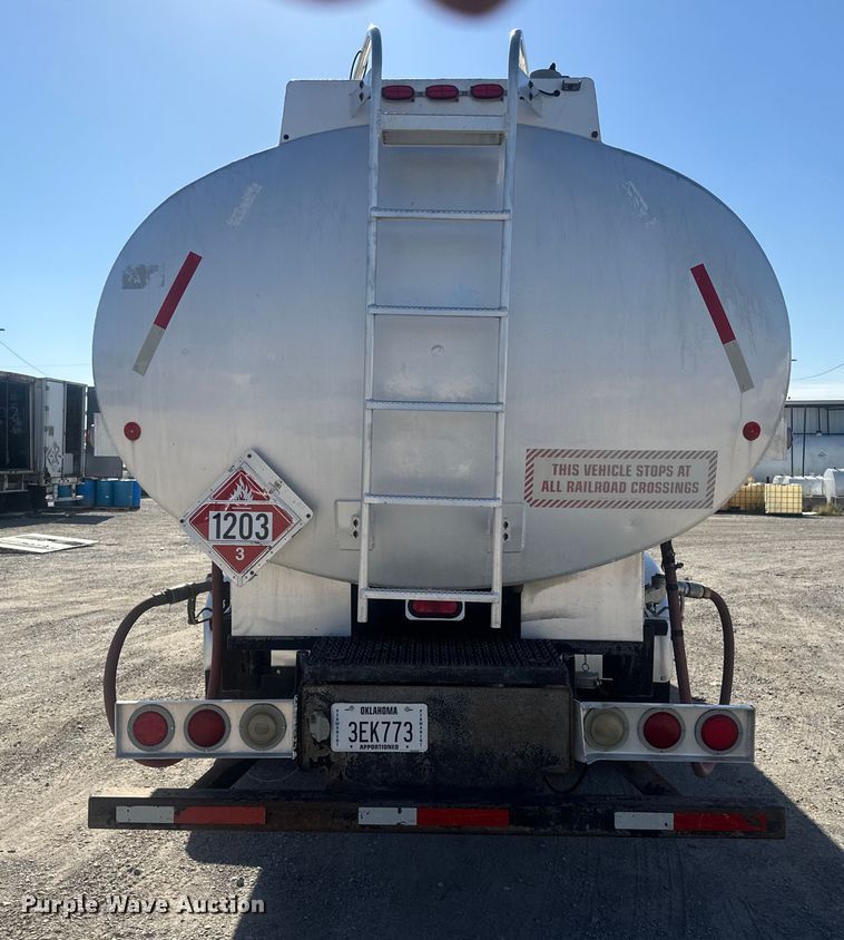 image for item FI0025 2011 Freightliner Business Class M2 fuel truck