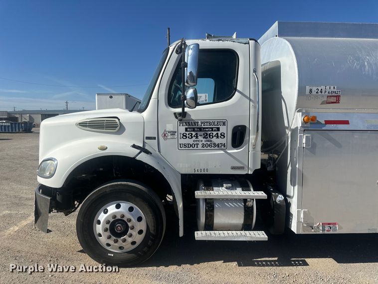 image for item FI0025 2011 Freightliner Business Class M2 fuel truck