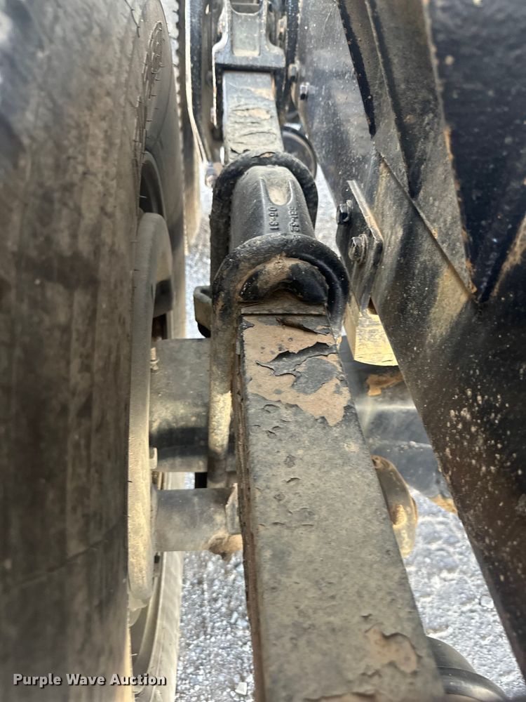 image for item FI0025 2011 Freightliner Business Class M2 fuel truck