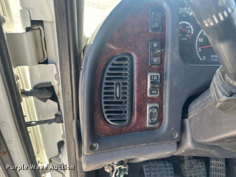 image for item FI0025 2011 Freightliner Business Class M2 fuel truck