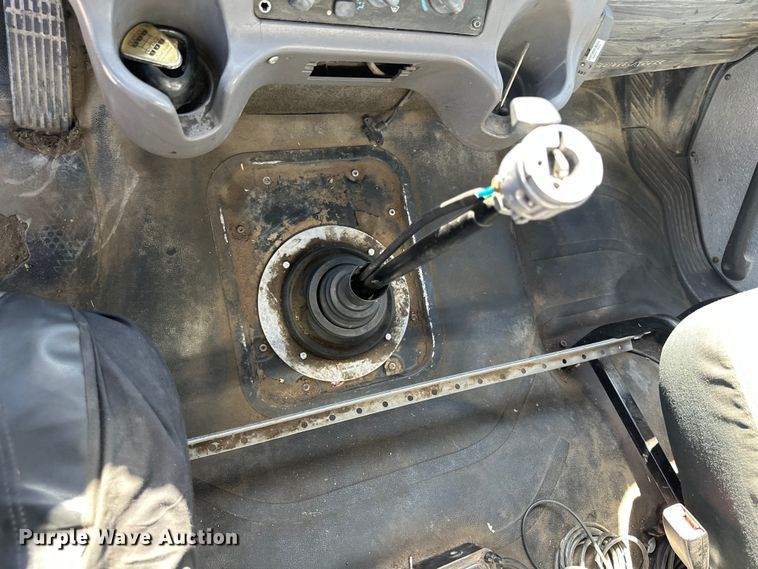 image for item FI0025 2011 Freightliner Business Class M2 fuel truck