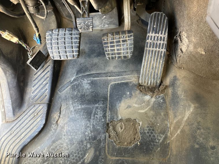 image for item FI0025 2011 Freightliner Business Class M2 fuel truck