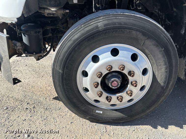 image for item FI0025 2011 Freightliner Business Class M2 fuel truck