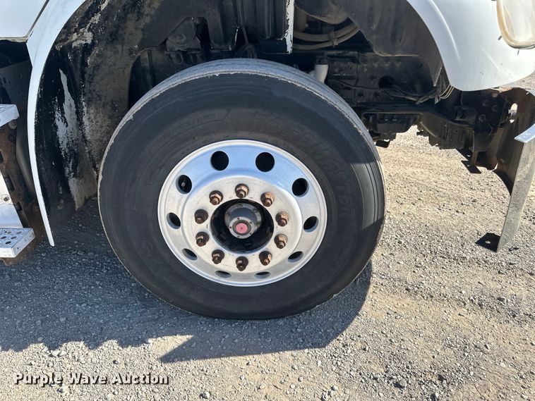 image for item FI0025 2011 Freightliner Business Class M2 fuel truck