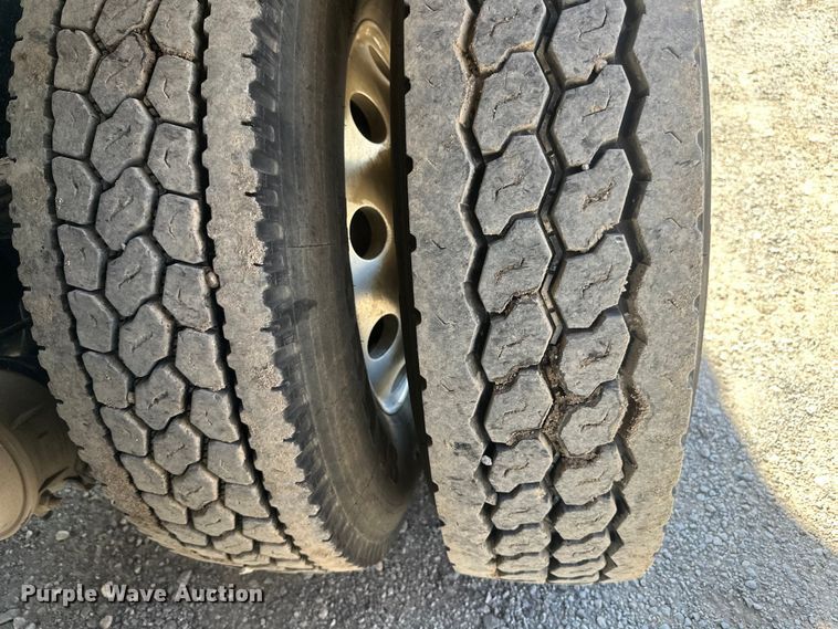 image for item FI0025 2011 Freightliner Business Class M2 fuel truck